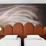 Mercure 4*