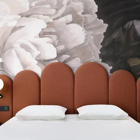 Mercure Hotel 4*
