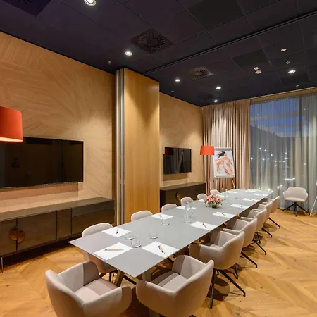 Mercure Hotel 4*