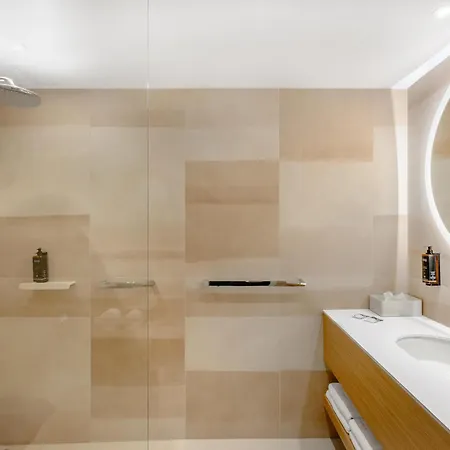 Mercure Hotel 4*
