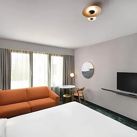 Hotell Mercure 4*